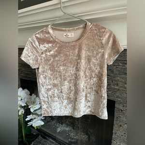 Shiny gold top